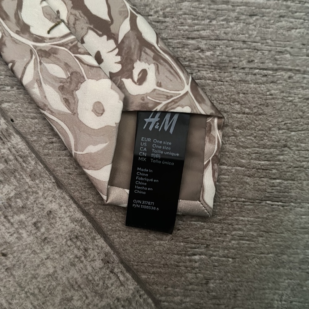 H&M Ties - Picture 5 of 8